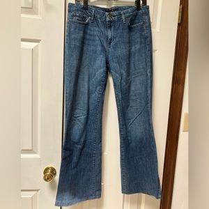 Joes jeans W31, clash wash. Please see measuremts- these have been shortened.
